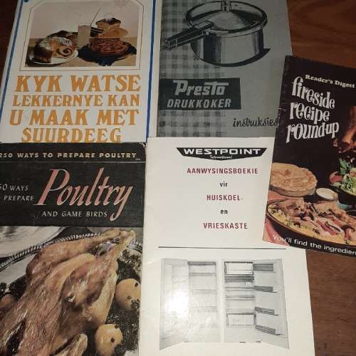 5 x Vintage Cooking / Instruction booklets