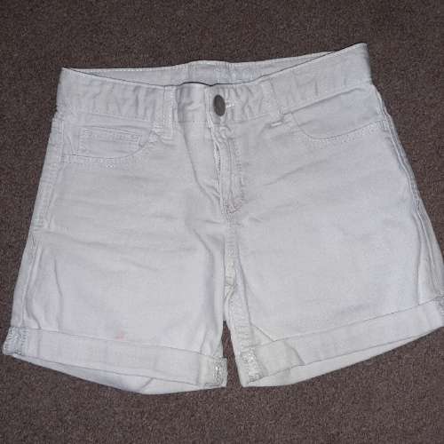 Gap white Short - Age 10
