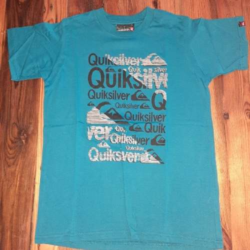 Quiksilver T-Shirt -  Size 11-12 Years