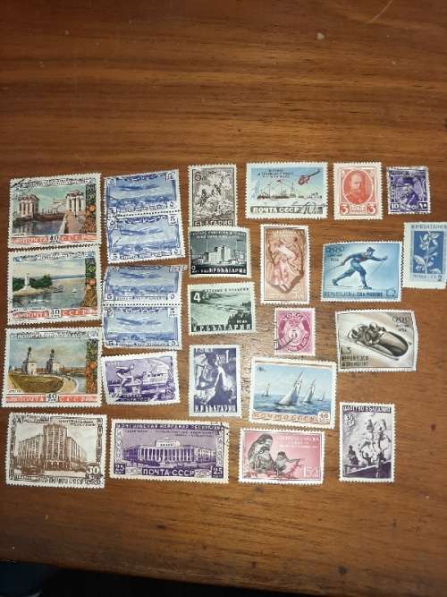 25 x International Stamps - See pictures