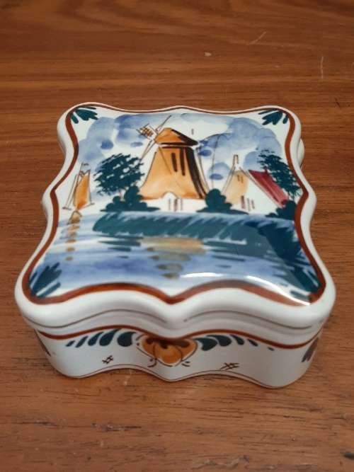 Holland Delft Trinket Box - 9cm x 9cm
