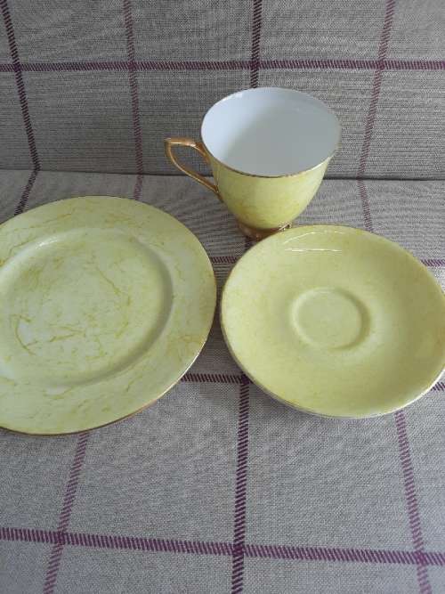 Royal Albert Gossamer Yellow Trio - Smaller cup