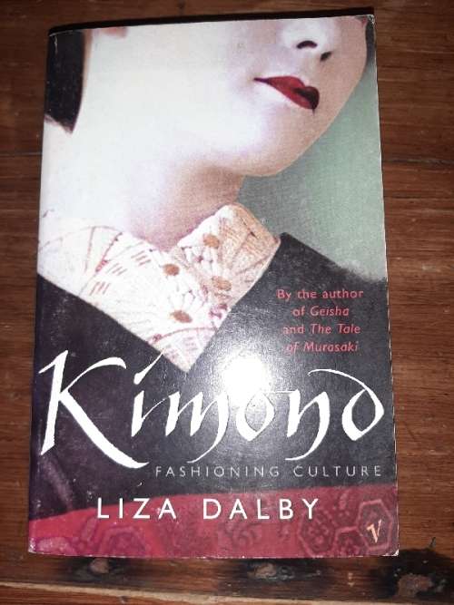 Kimono - Liza Dalby