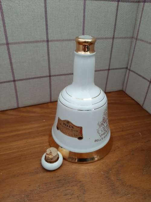 Wade Bell's Whisky Decanter - Empty - To Commemorate the birth of Prince William of Wales - 1982