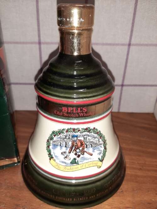 Wade Bell's Whisky Decanter - Empty - Christmas 1992