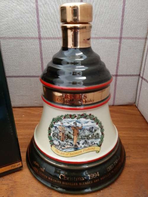 Wade Bell's Whisky Decanter - Empty - in Original Box - Christmas 1994
