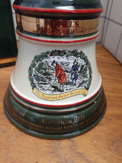 Wade Bell's Whisky Decanter - Empty - Christmas 1993 - In original container - The Sport of Golf