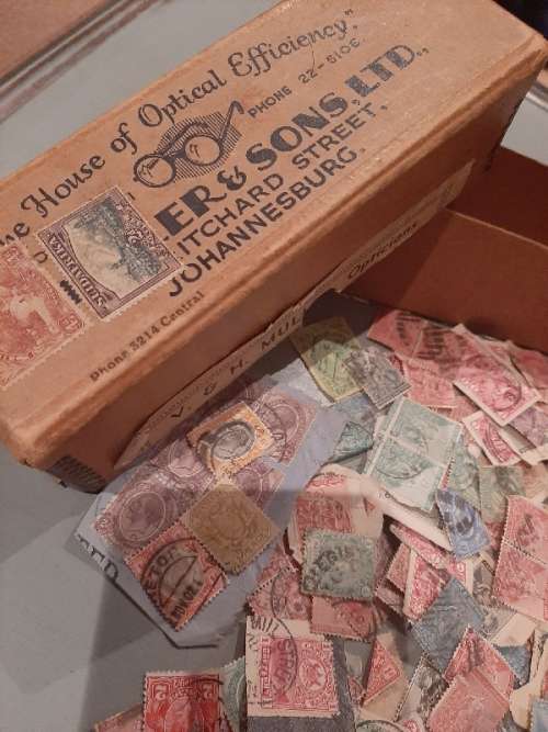 235 x Cape of Good Hope stamps in old box