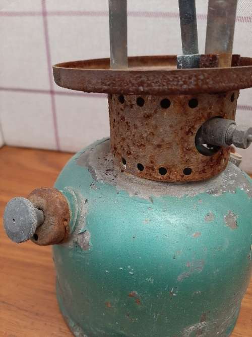 Coleman for parts or restoration - see pictures