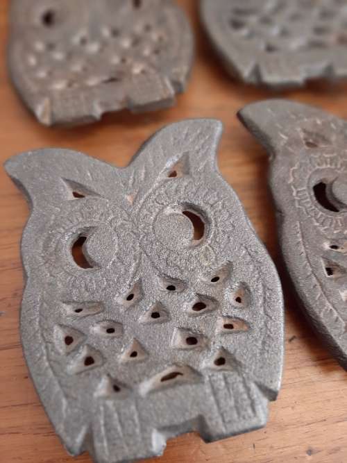 4 x Small Vintage Cast Iron Pot Stands - Owl shaped