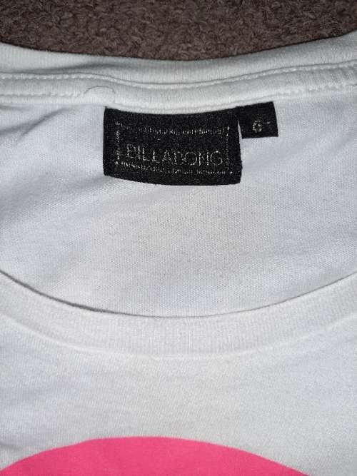 Billabong T-Shirt - Size 8