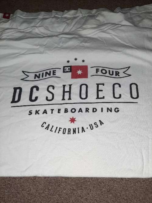 DC T-Shirt - Size S