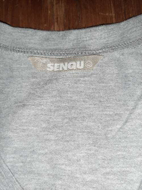 Senqu T-Shirt - Size L
