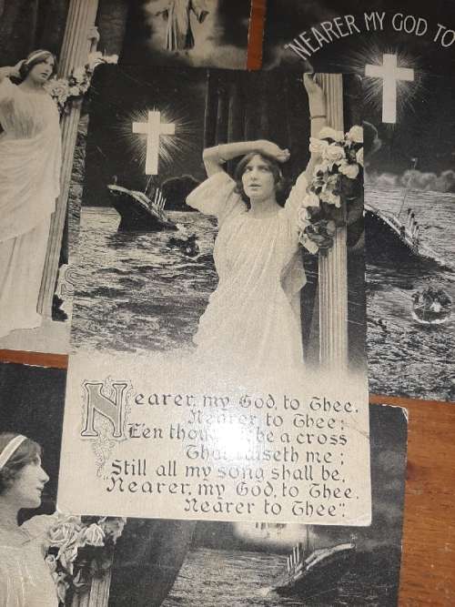 4 x Vintage Post Cards - Holmfirth - Printed in England - Beautiful!!!