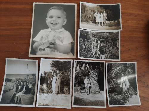 7 x Vintage Black & White Photos