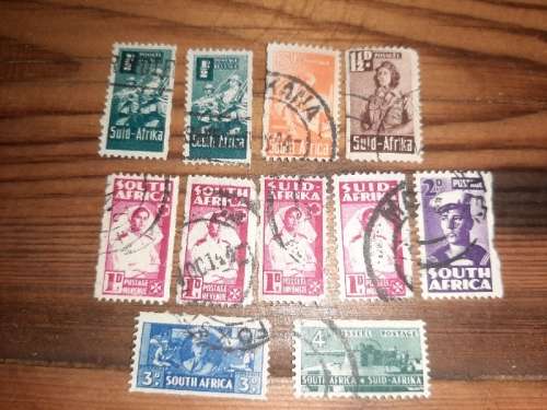 11 x Small War Stamps - South Africa