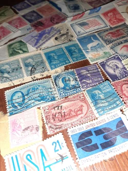100 x United States Stamps - See pictures
