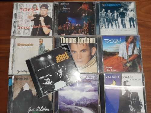 10 x Afrikaanse CD's - Dozi, Theuns Jordaan, disselblom, ens.