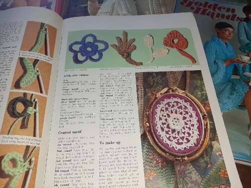 11 x Golden Hands - Filled with lovely patterns