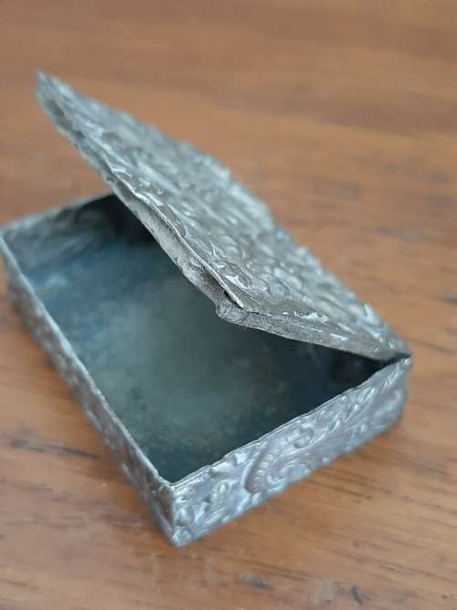 Vintage Small Metal Snuff Box
