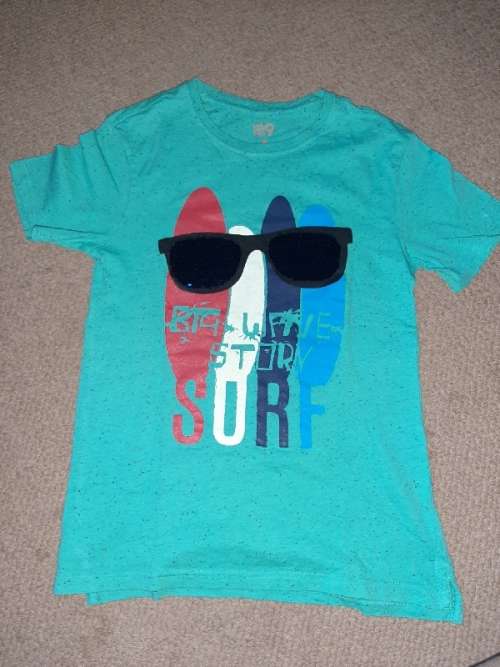 Woolworths T-Shirt - Size 9 Years