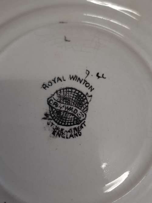 Small Royal Winton Plate - Made in England - Diameter - 13cm