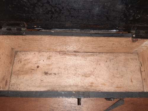 Vintage Wooden Box - See pictures