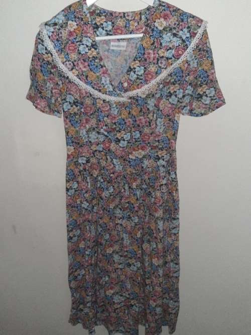 Vintage Truworths Floral Dress - Size 32