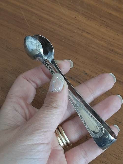 Beautiful TW & S Stamped Sugar Thong - Silver?