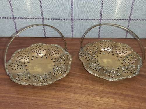 2 x Solid Brass Sweet Dishes - Made in India - Diameter 15cm each