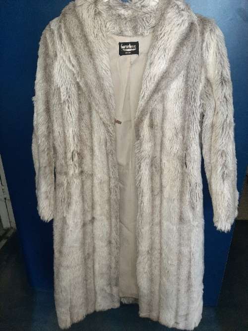 Beautiful Vintage Simulated Fur Long Coat - Made in Belgium - Size 10