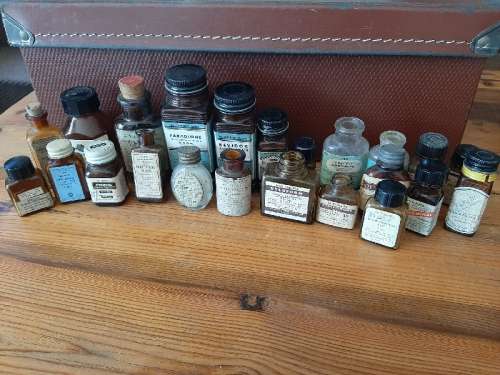 24 x Vintage Medicine bottles - Great Find!!!