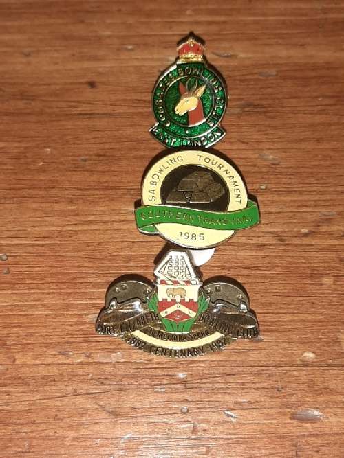 3 x Bowling Badges