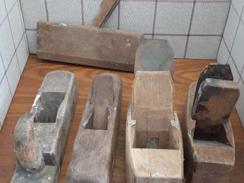 5 x Antique wooden planes - See pictures