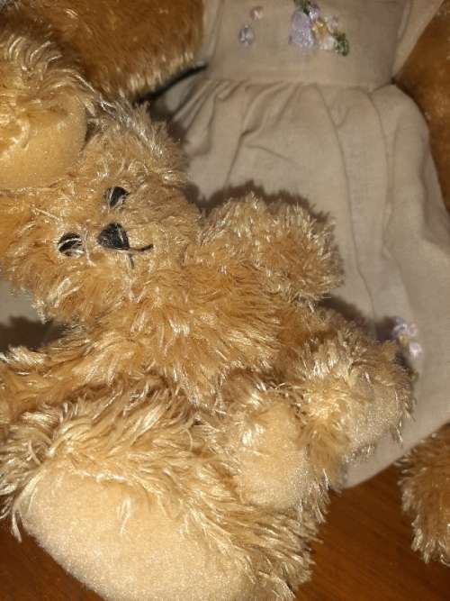 Victoria Teddy Bear - 38cm - Beautiful!!