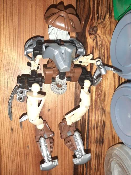 5 x Sets of Lego Bionicle - See pictures and description
