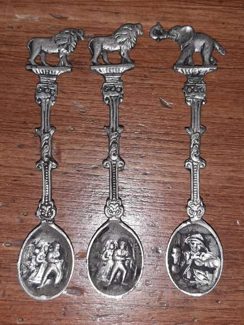 3 x Small Spoons - Lots of detail