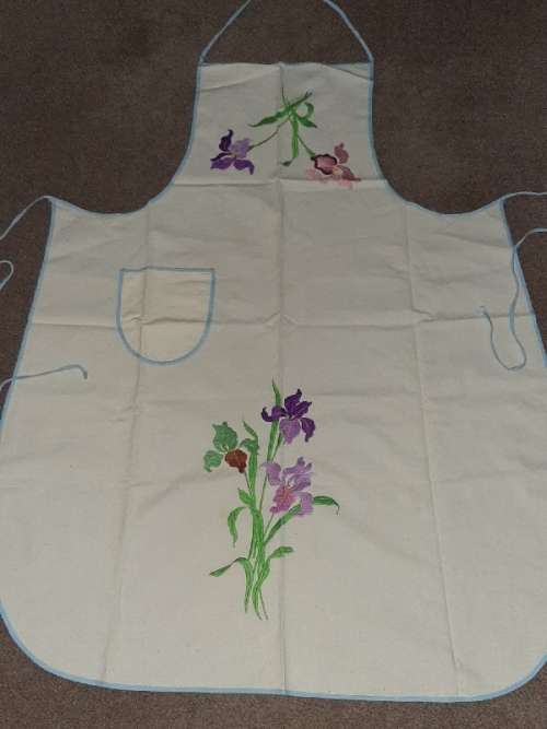 Beautiful Vintage Embroidered Apron