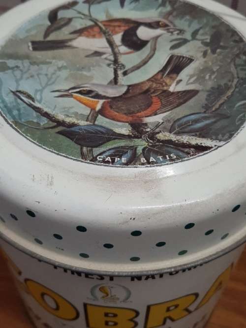 Vintage Large Cobra Tin - Beautiful!!