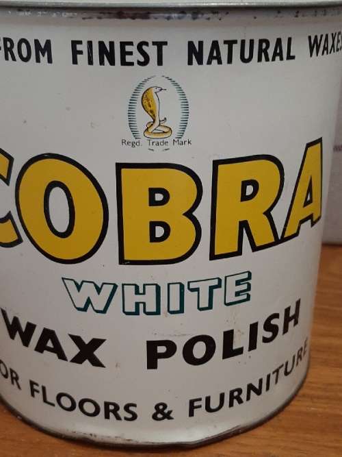 Vintage Large Cobra Tin - Beautiful!!