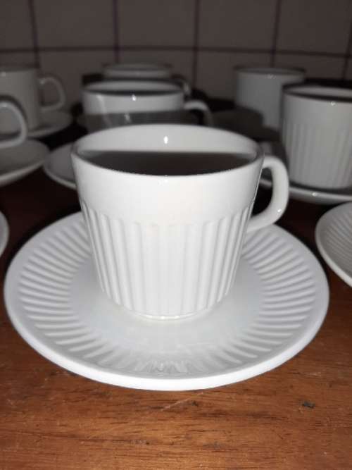 12 x White Johnson Bros Ironstone Small Cup and Saucers - Espresso set - Made in England