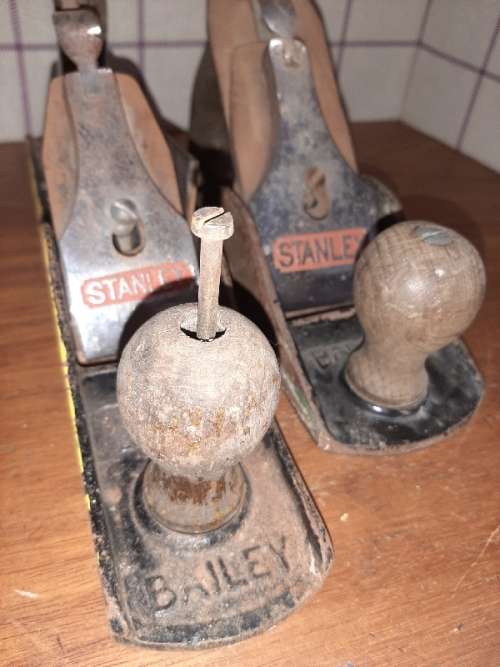 2 x Vintage Stanley Planes - No. 5 & No. 4 1/2 - See pictures