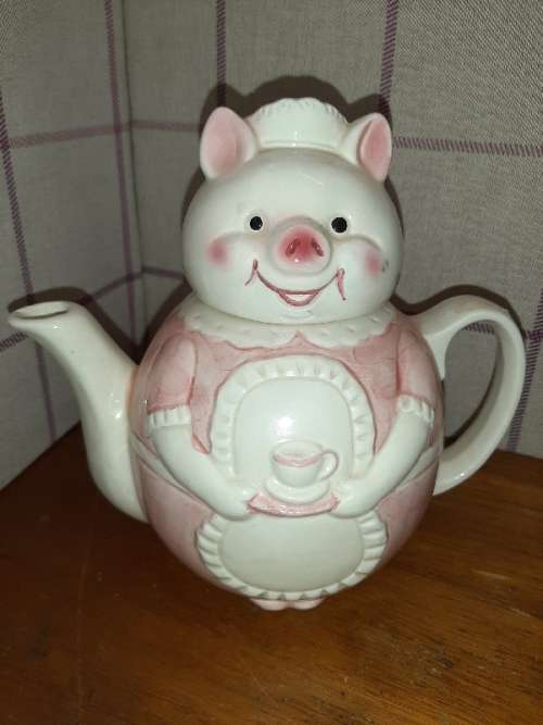 Pig Shaped Teapot