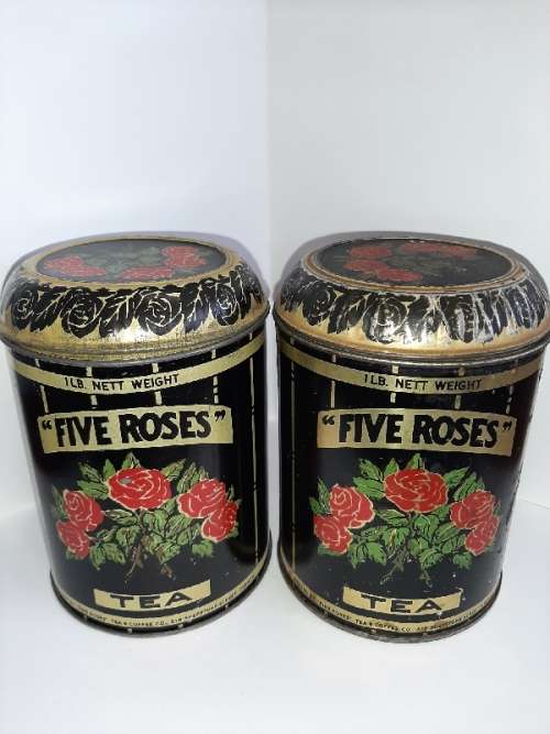 2 x Vintage 1LB Five Roses Tea Tins