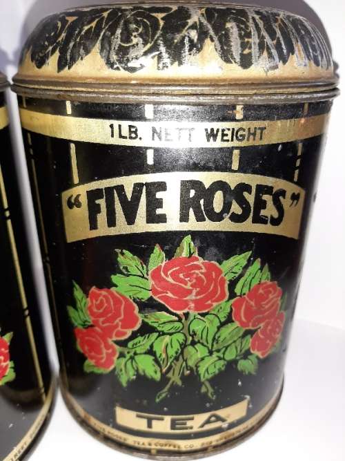 2 x Vintage 1LB Five Roses Tea Tins