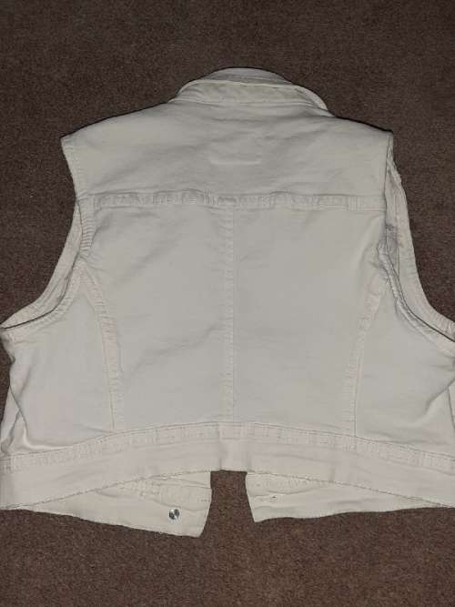 Short Sleeveless Cotton On Jacket - Age 11 Years