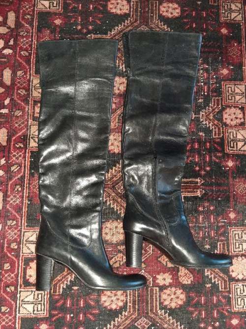 Leather Knee High Boots - Made in Italy - Size 6