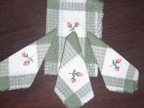 Set of 4 Vintage Material Napkins