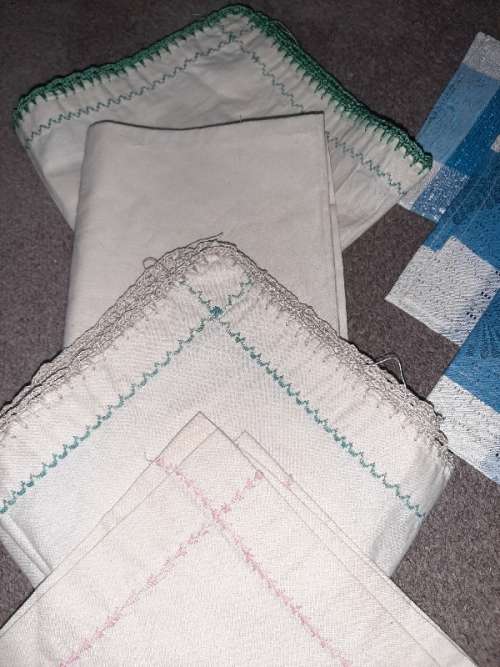 11 x Vintage Material Napkins