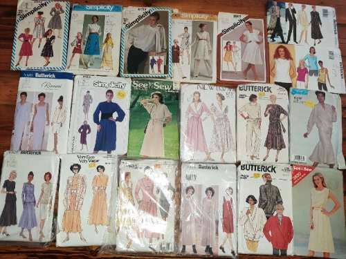 19 x Clothing Patterns - Woman